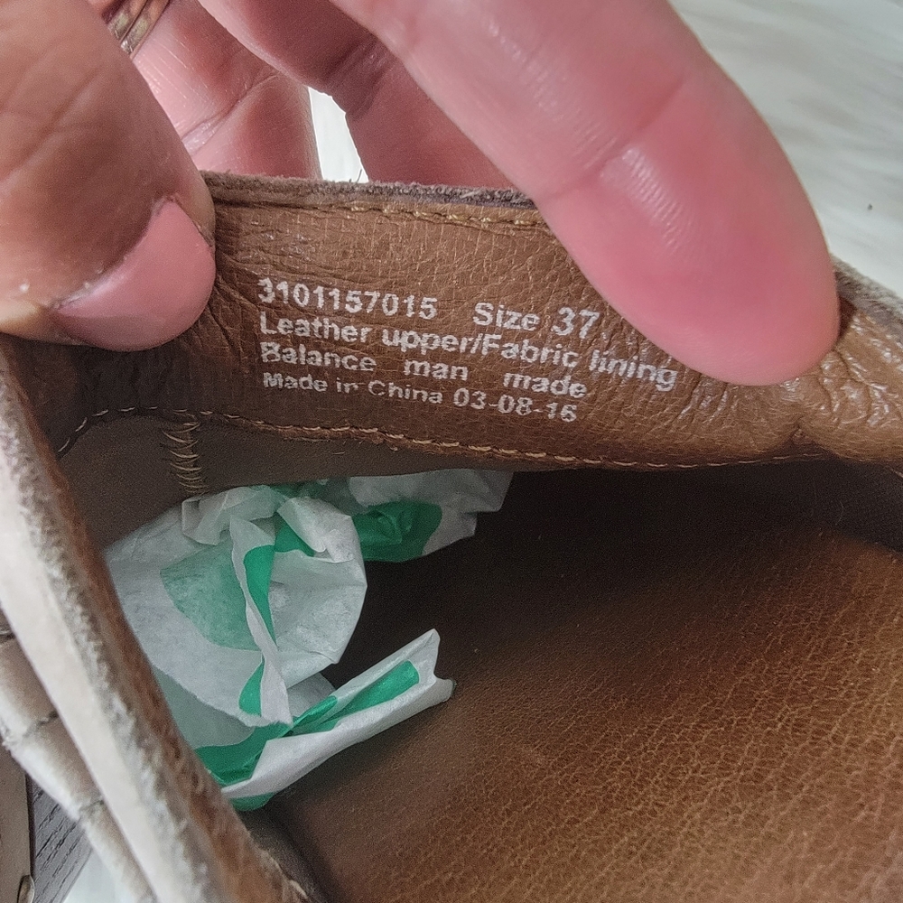 Dansko Clogs - Picture 11 of 12